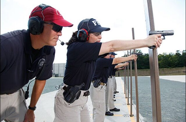 FBI women not allowed to sue anonymously
